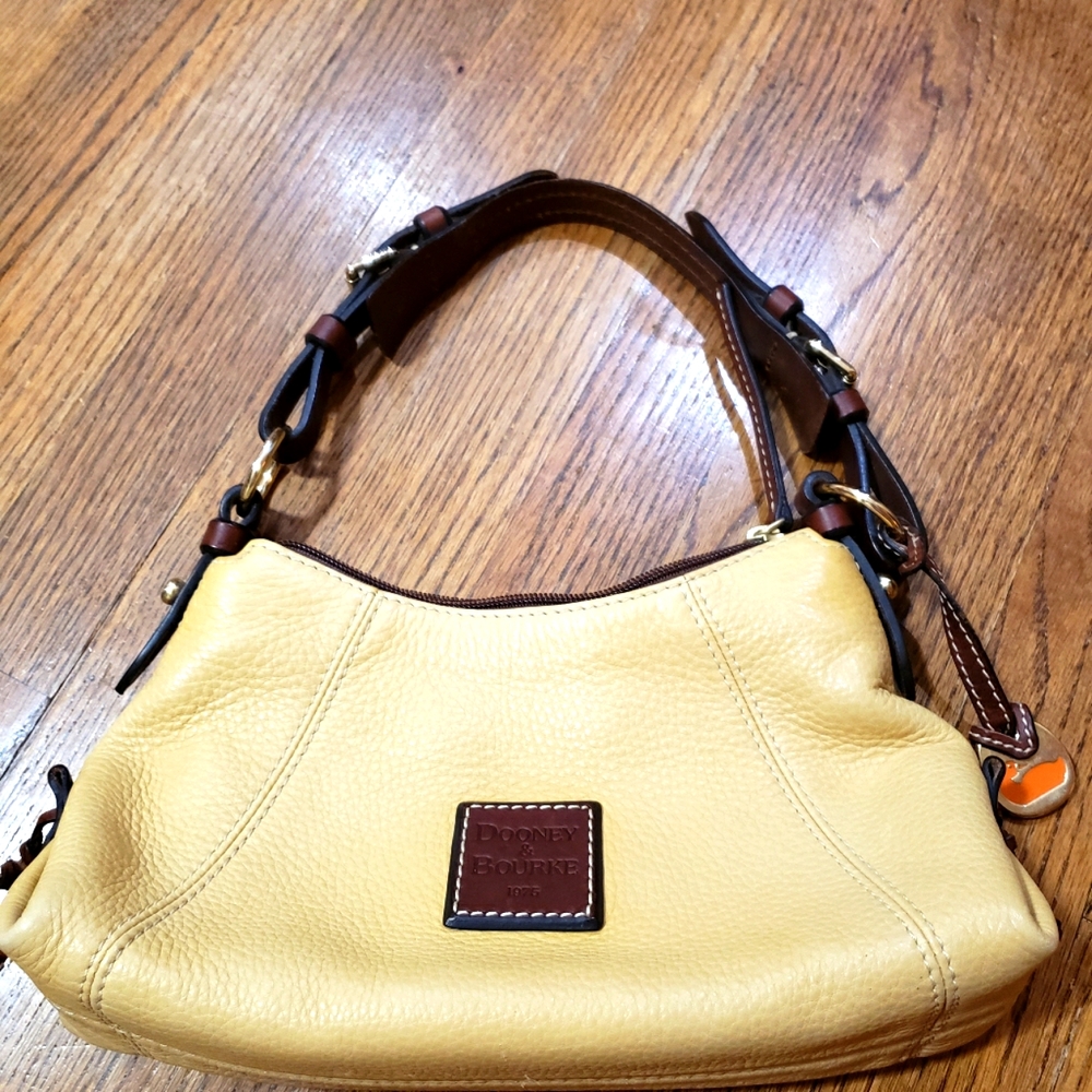 Dooney and Bourke shoulder purse